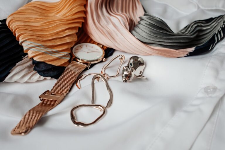 The Ultimate Guide to Accessorizing from StyleRefuge.com